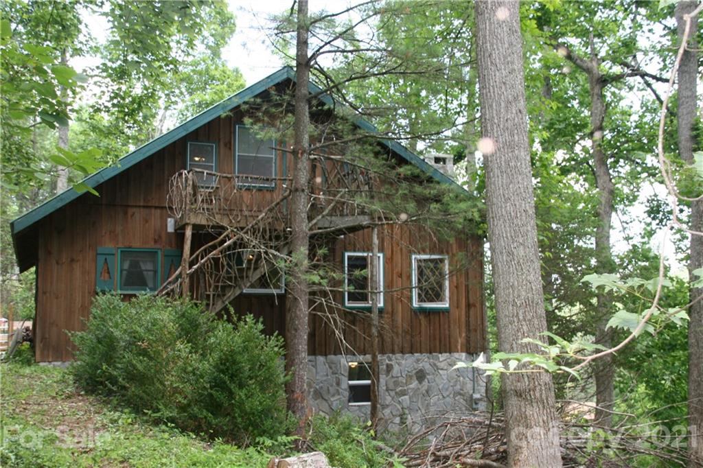 266 Azalea Hills Road Spruce Pine, NC 28777 - Photo 4 of 28 Gallery Image 4