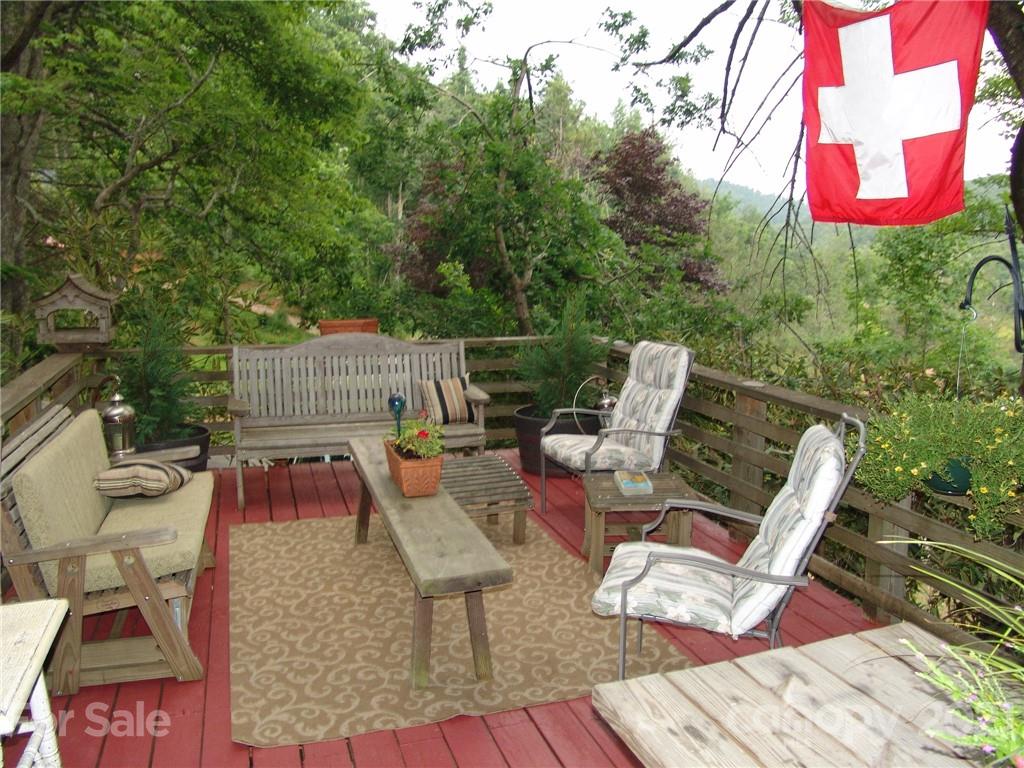 266 Azalea Hills Road Spruce Pine, NC 28777 - Photo 6 of 28 Gallery Image 6