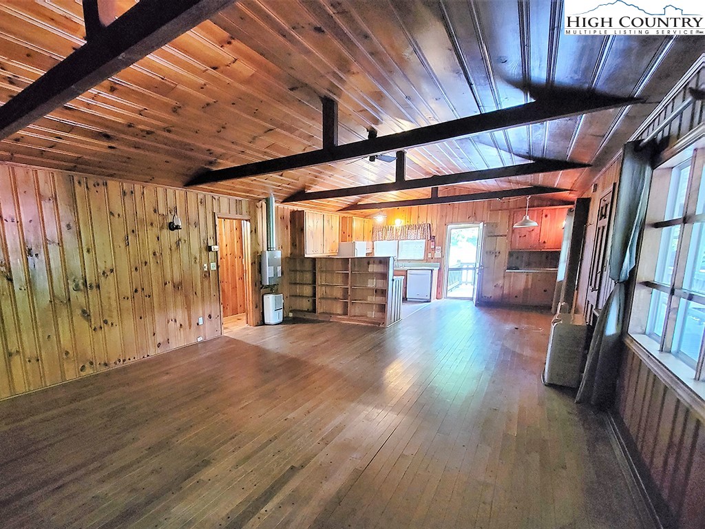 175 Hummingbird Hill Boone, NC 28607 - Photo 12 of 29 Gallery Image 12