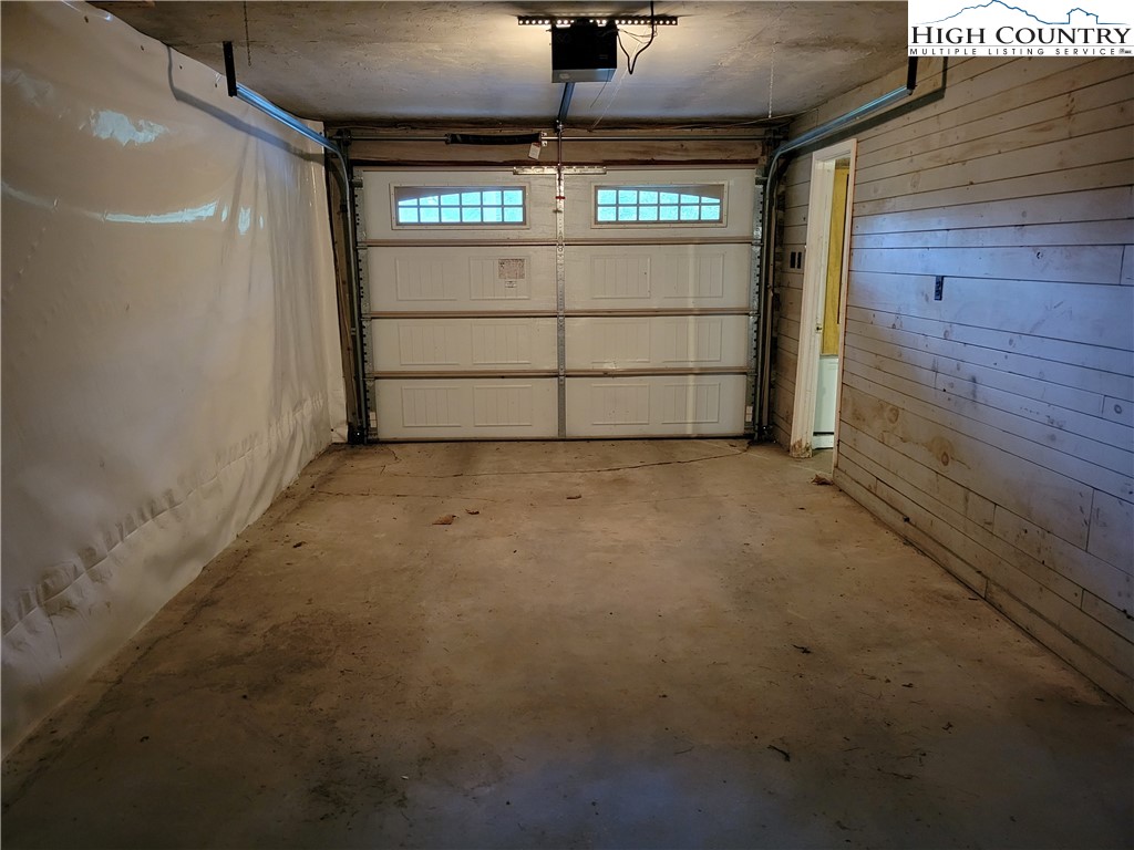 175 Hummingbird Hill Boone, NC 28607 - Photo 28 of 29 Gallery Image 28