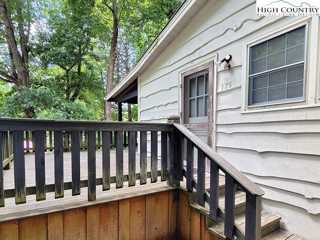 175 Hummingbird Hill Boone, NC 28607 - Photo 3 of 29 Gallery Image 3