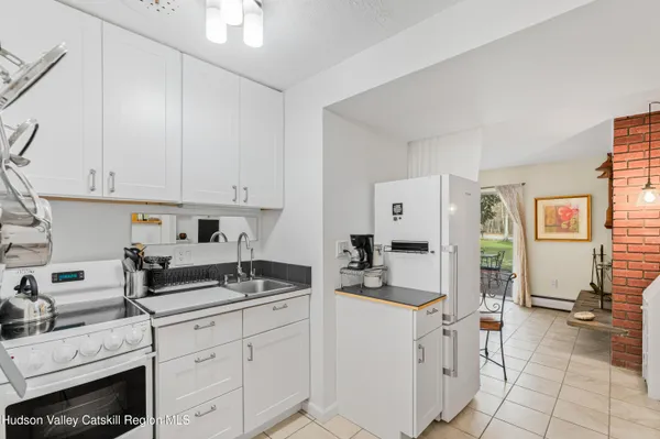 $229,000 | 48 Brittany Drive, Unit D, West Hurley, NY 12491