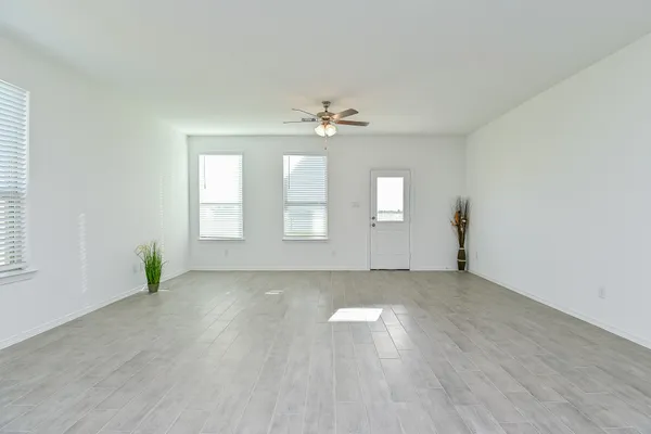 $2,395 | 5707 Aurora Grns Lane, Katy, TX 77493