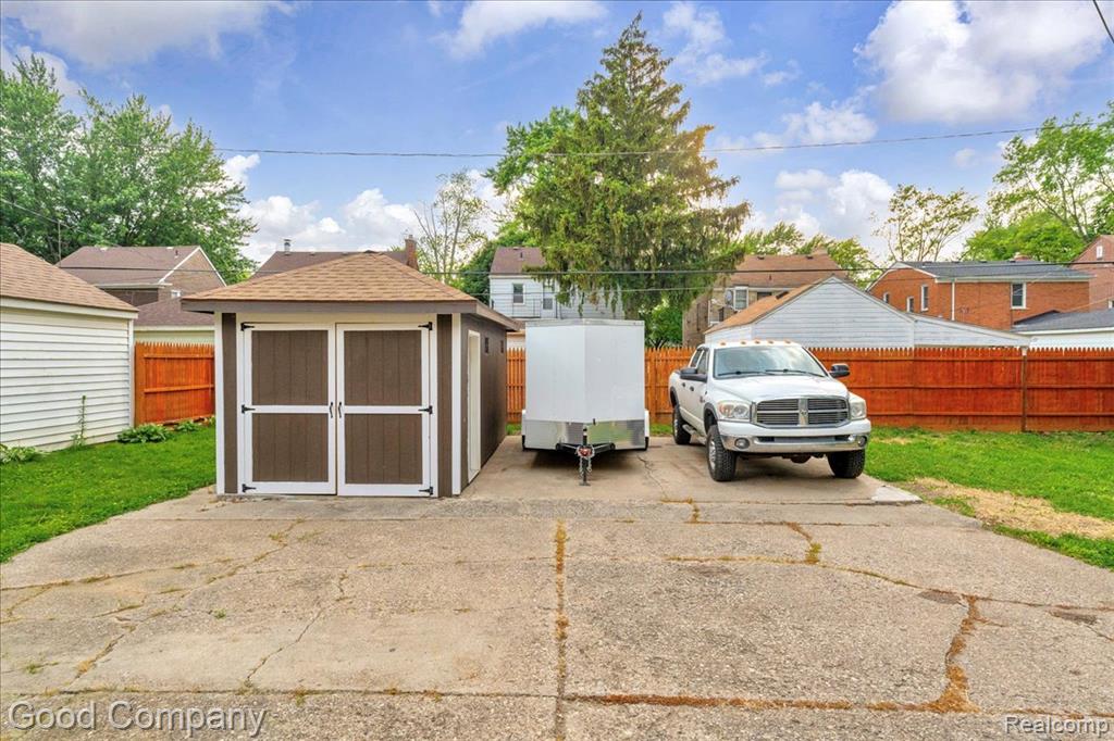14535 Ashton Road Detroit, MI 48223 - Photo 51 of 59