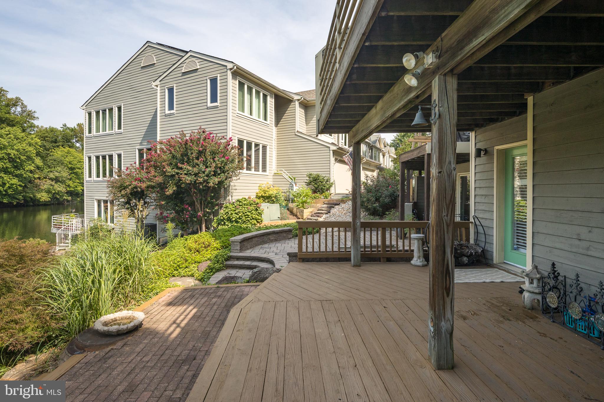 1987 Lakeport Way Reston, VA 20191 - Photo 41 of 56 Ground Level Deck