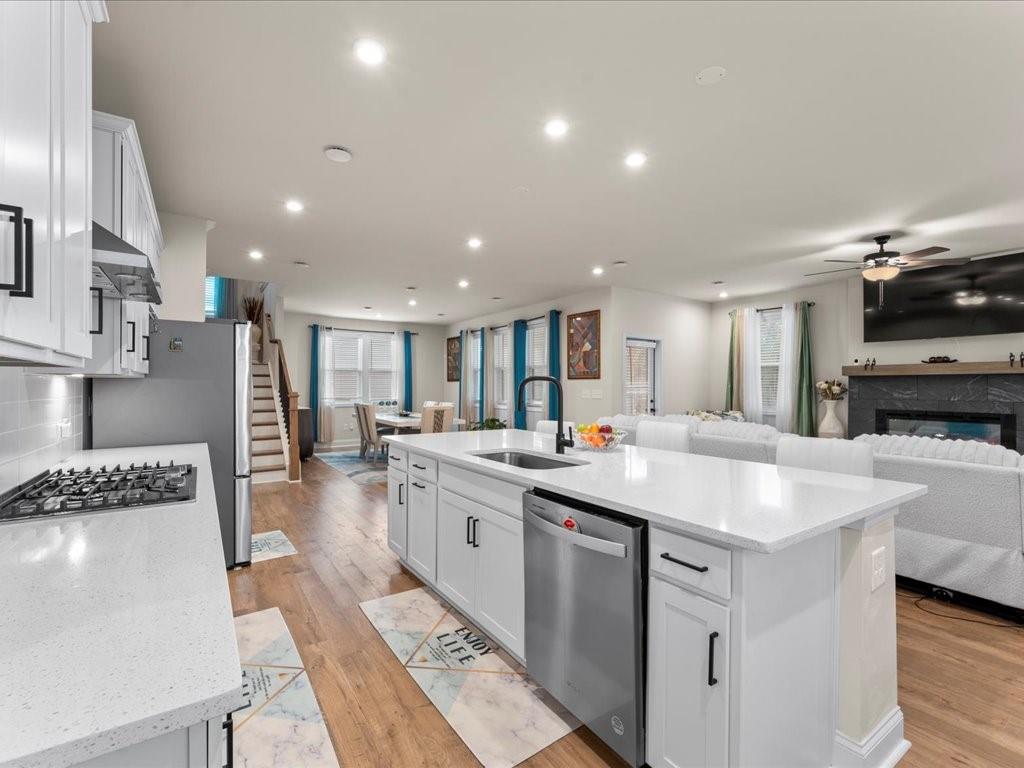 2456 Hidden Creek Road Kennesaw, GA 30152 - Photo 8 of 42