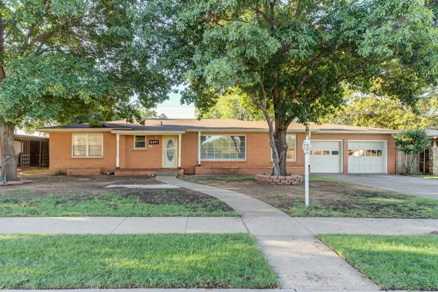 $181,000 | 2411 33rd Street, Lubbock, TX 79411