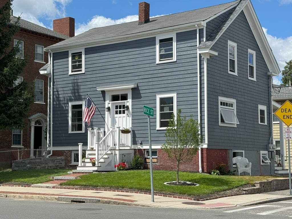 46 Bridge Street, Unit 1 Salem, MA 01970 - Photo 1 of 12