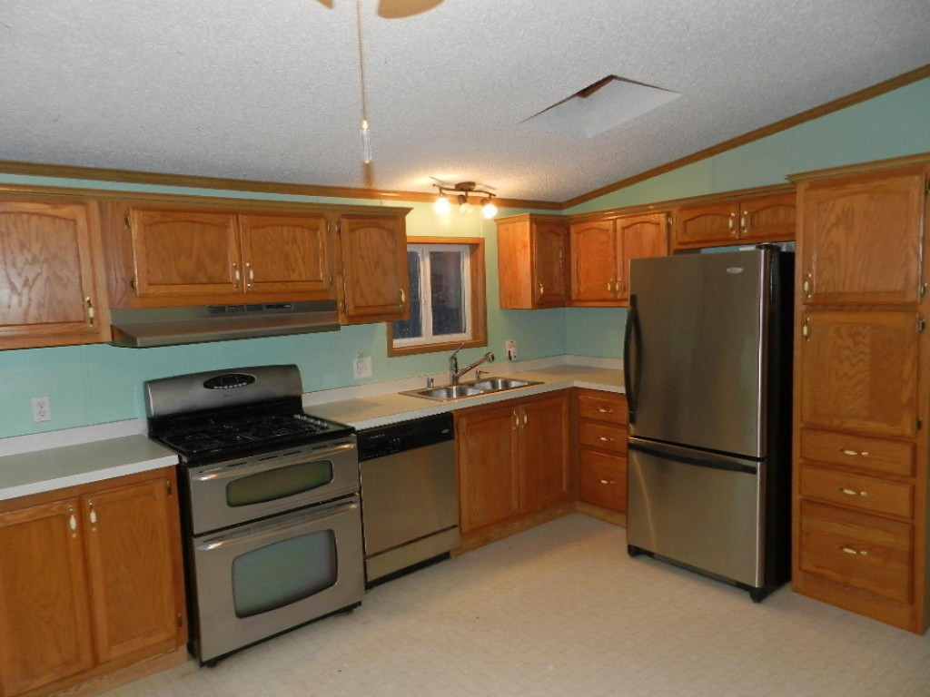 6300 Van Road Coloma, MI 49038 - Photo 11 of 48 DSCN0049