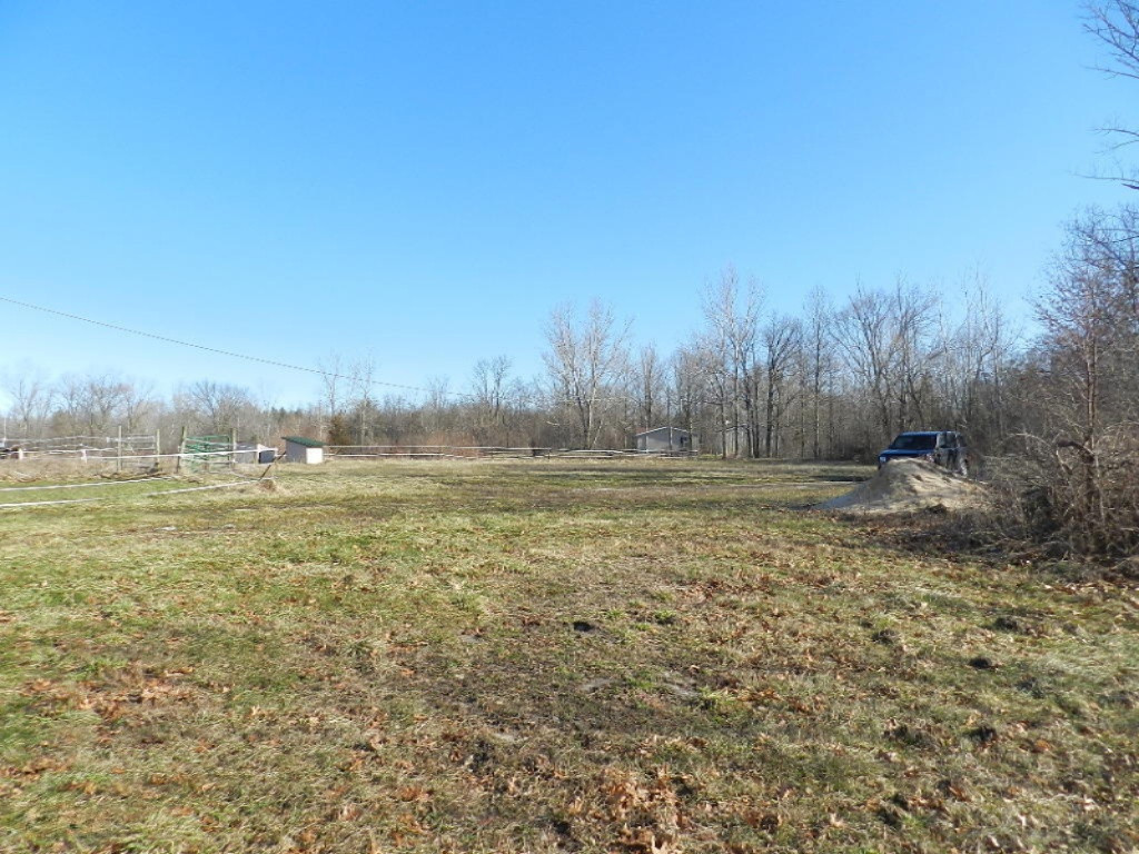 6300 Van Road Coloma, MI 49038 - Photo 36 of 48 DSCN0035