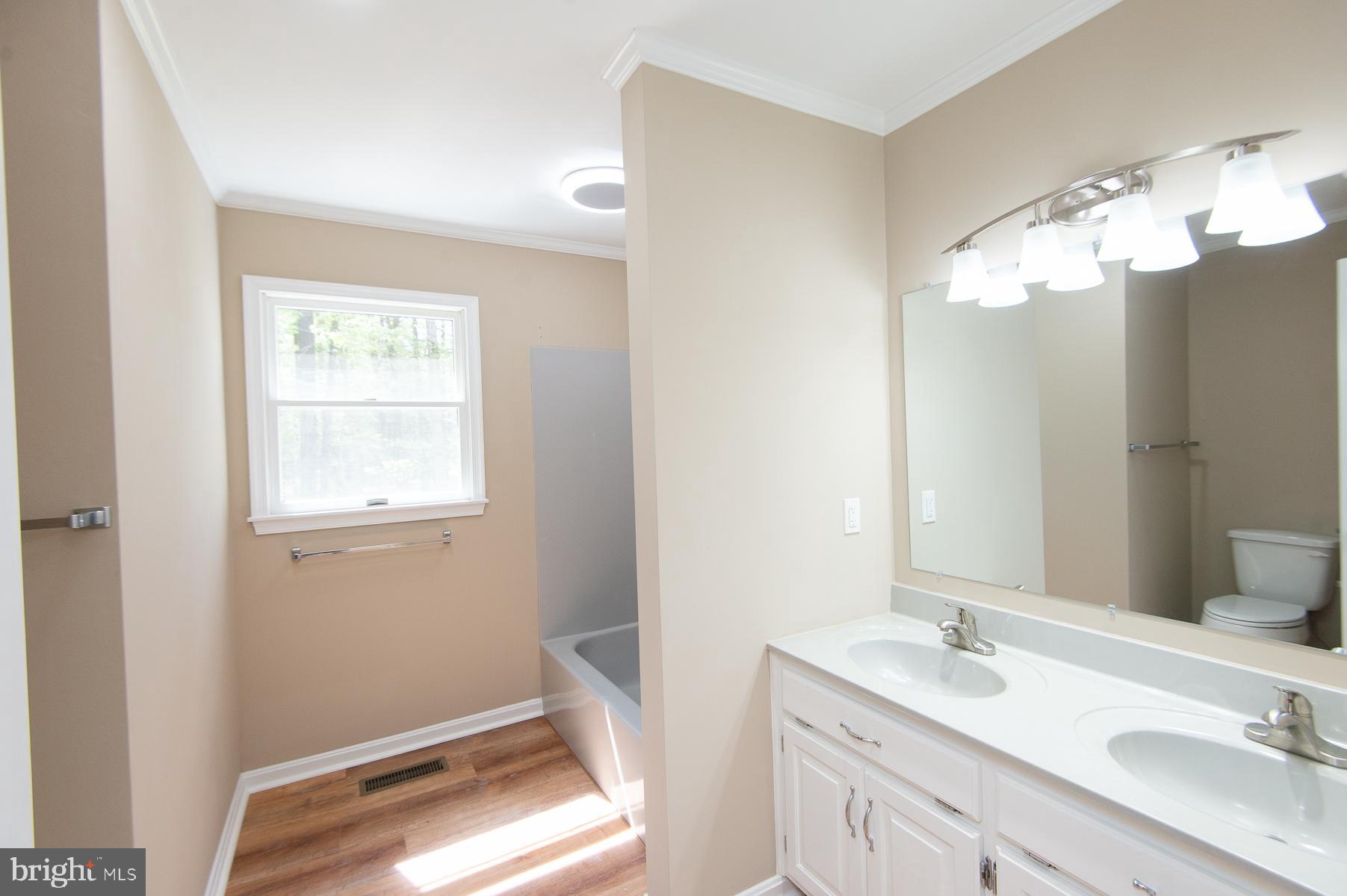 5951 Ross Neck Road Cambridge, MD 21613 - Photo 18 of 50 Updated downstairs bathroom