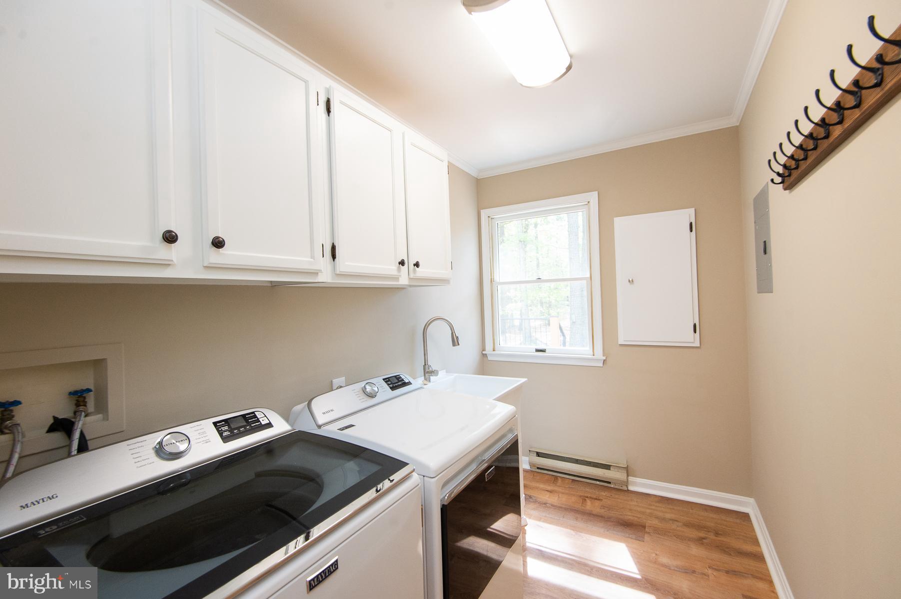 5951 Ross Neck Road Cambridge, MD 21613 - Photo 33 of 50 Laundry and utility station off of kitchen