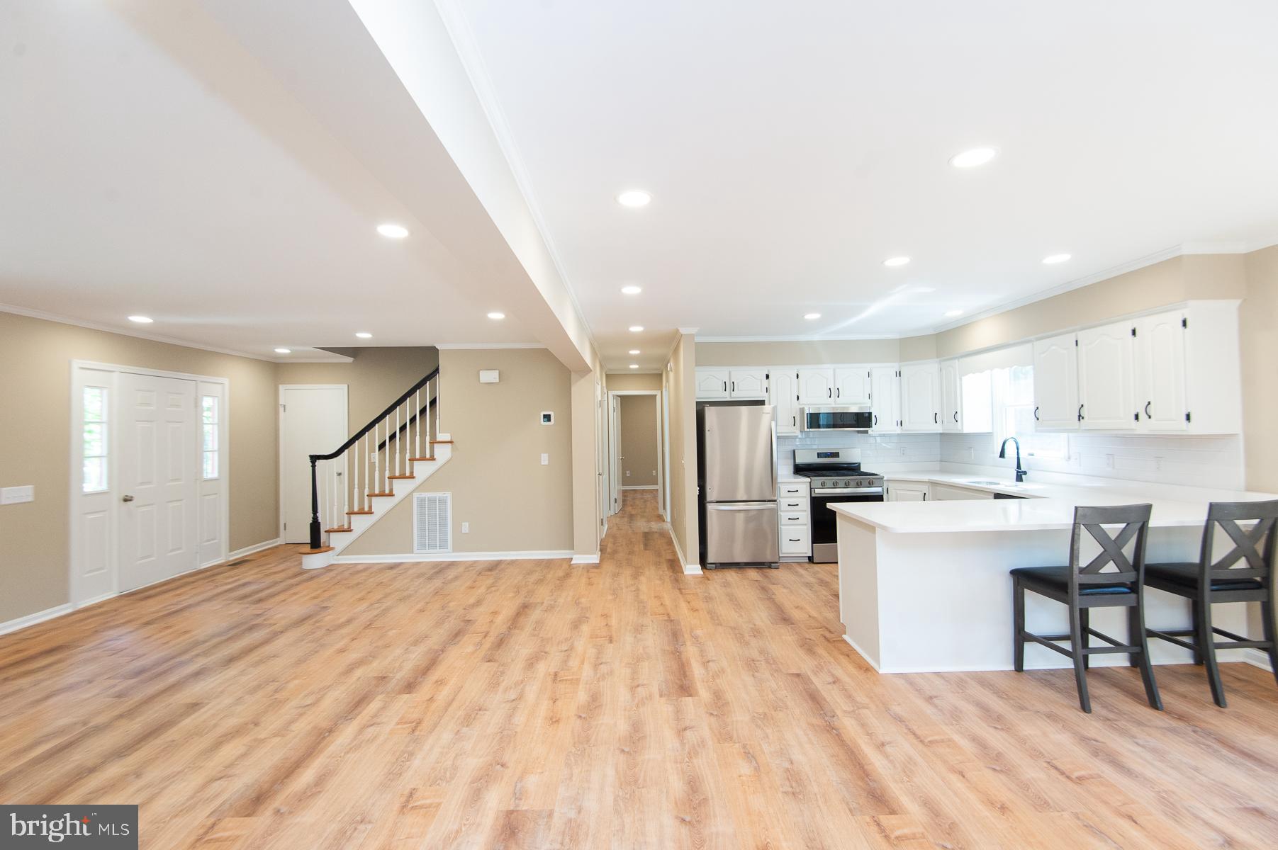 5951 Ross Neck Road Cambridge, MD 21613 - Photo 9 of 50 Spacious open layout