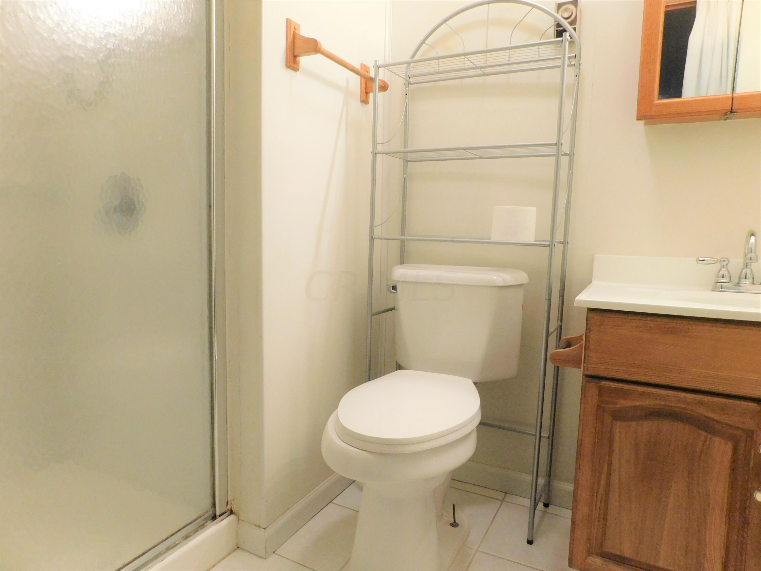 6166 State Rte 61 Sunbury, OH 43074 - Photo 14 of 30 Primary Bedroom Bath