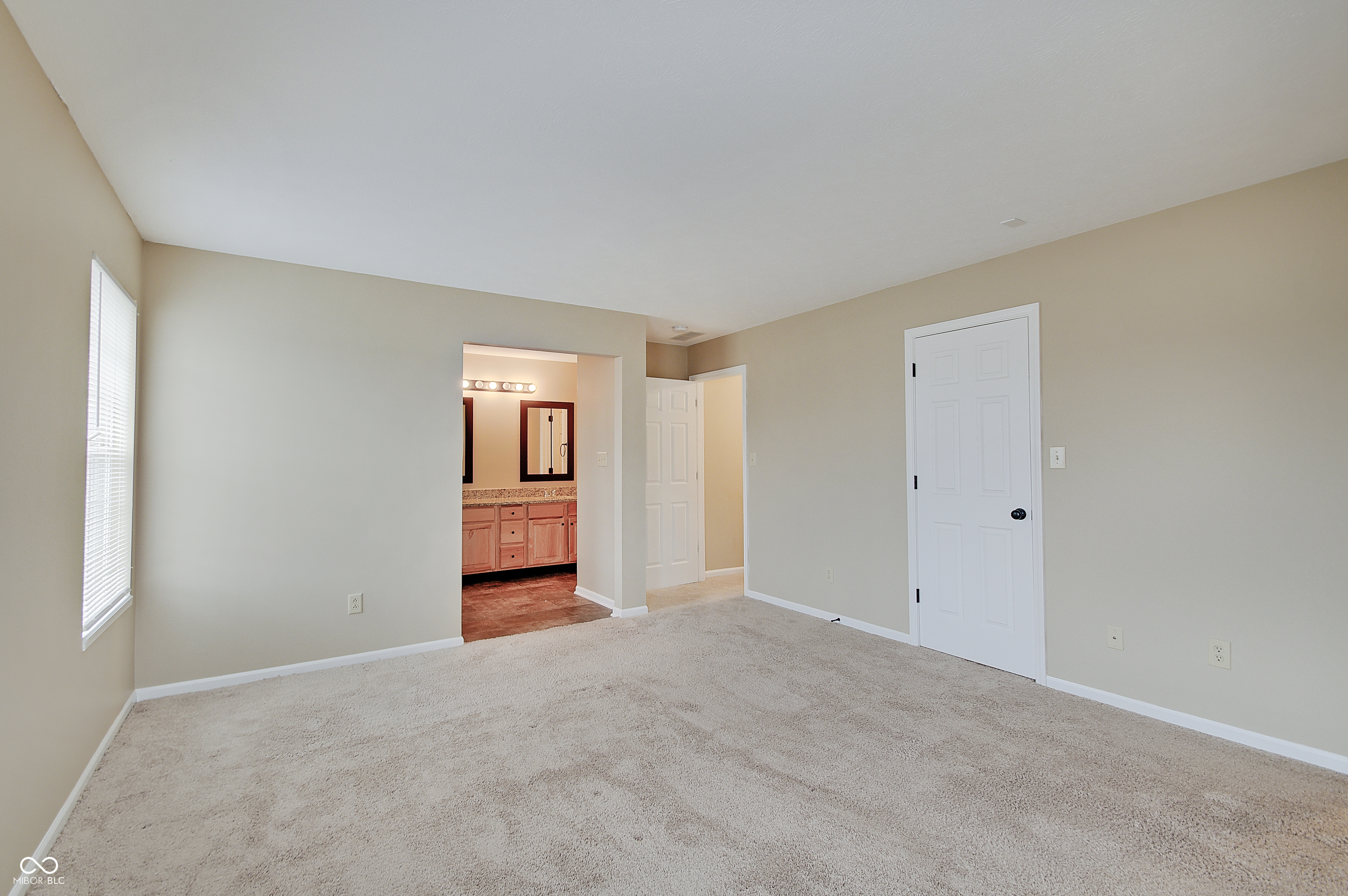 7118 Gavin Drive Indianapolis, IN 46217 - Photo 6 of 18