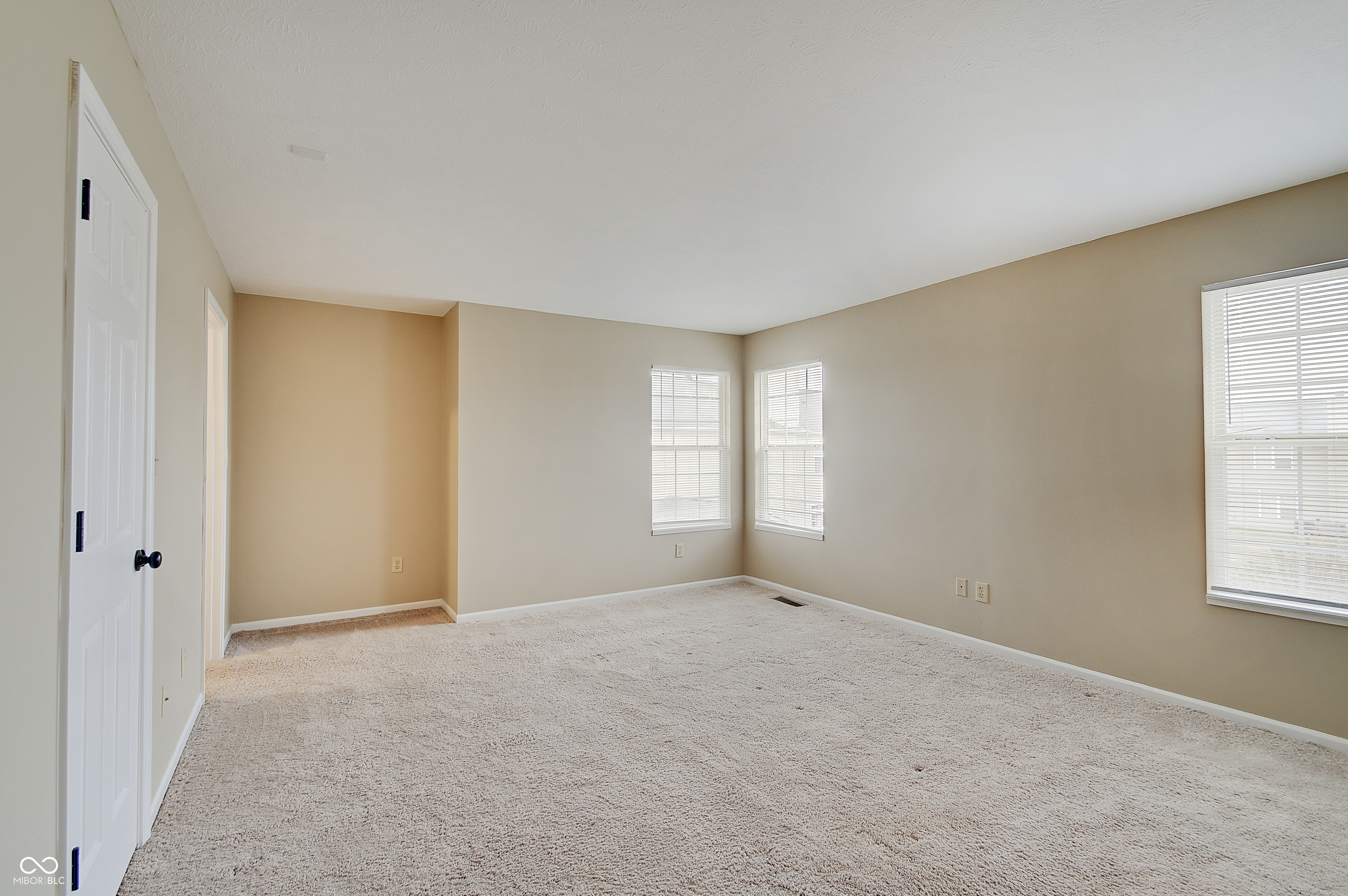 7118 Gavin Drive Indianapolis, IN 46217 - Photo 10 of 18