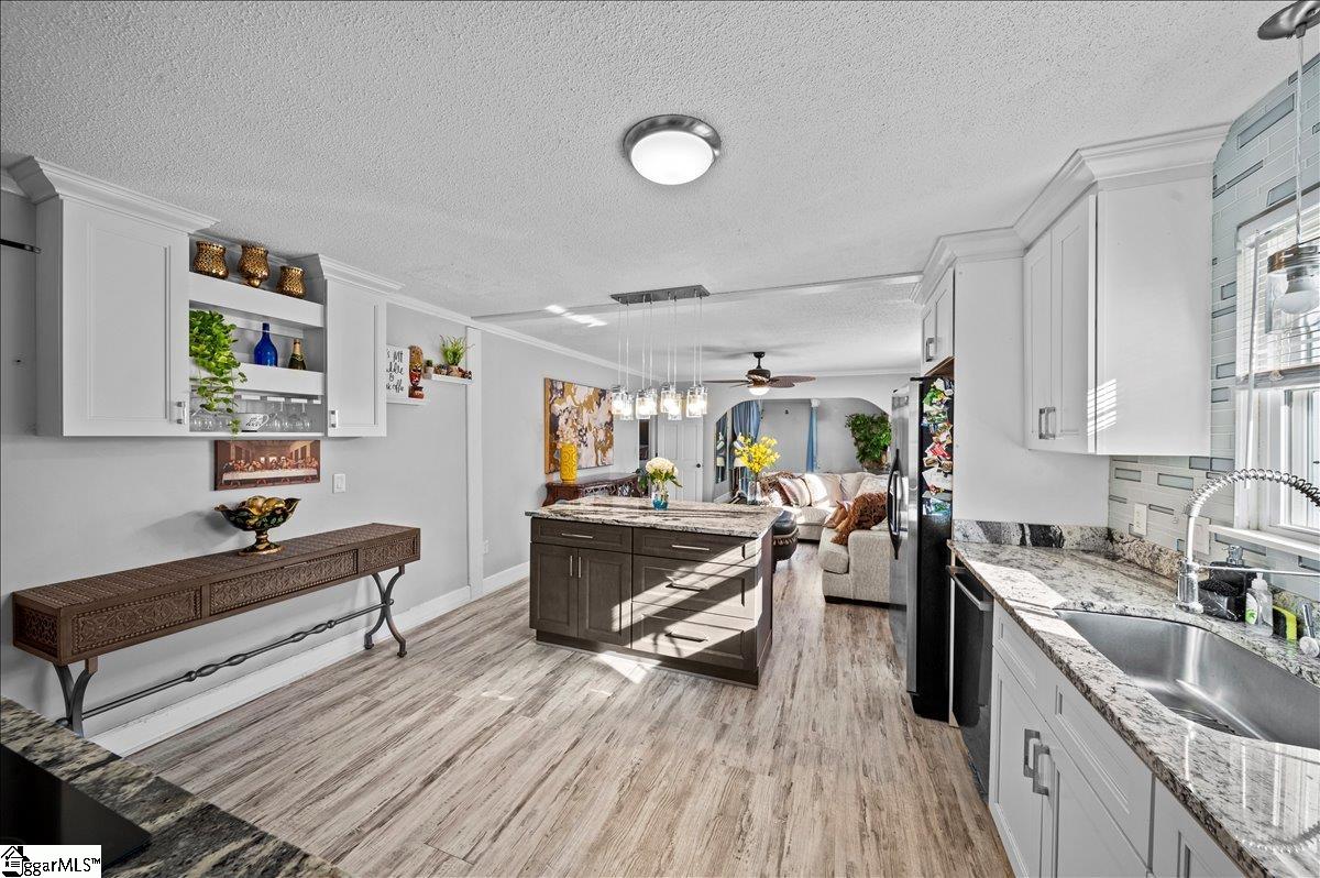 4 Rhonda Court Greenville, SC 29617 - Photo 15 of 35