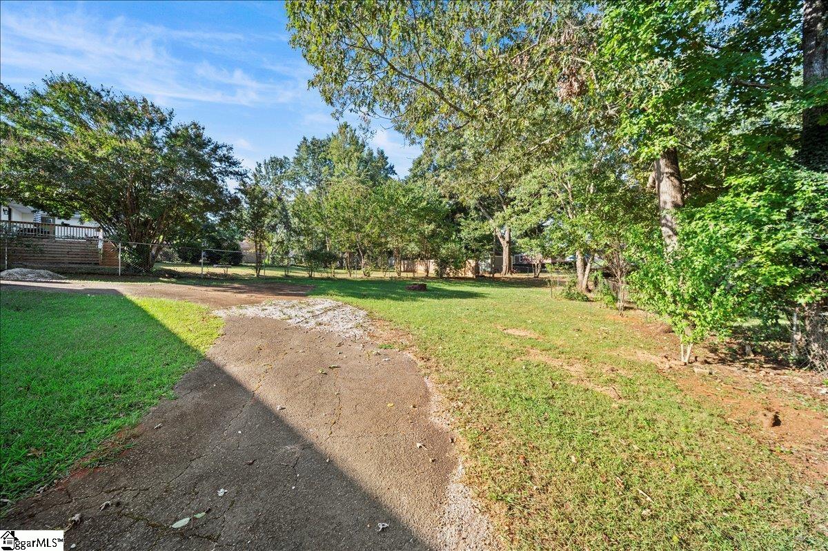 4 Rhonda Court Greenville, SC 29617 - Photo 32 of 35