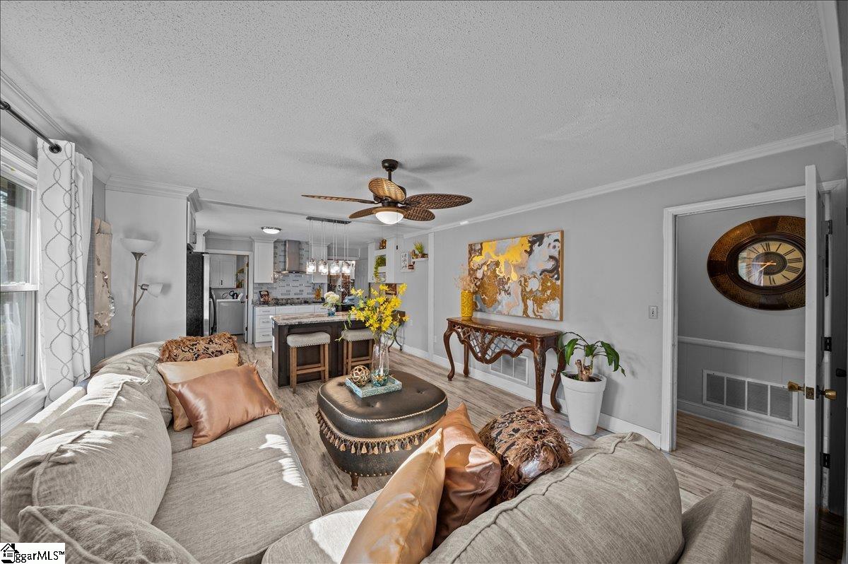 4 Rhonda Court Greenville, SC 29617 - Photo 10 of 35