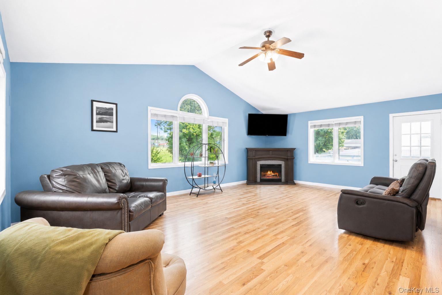 24 Walnut Street Chester, NY 10918 - Photo 13 of 28
