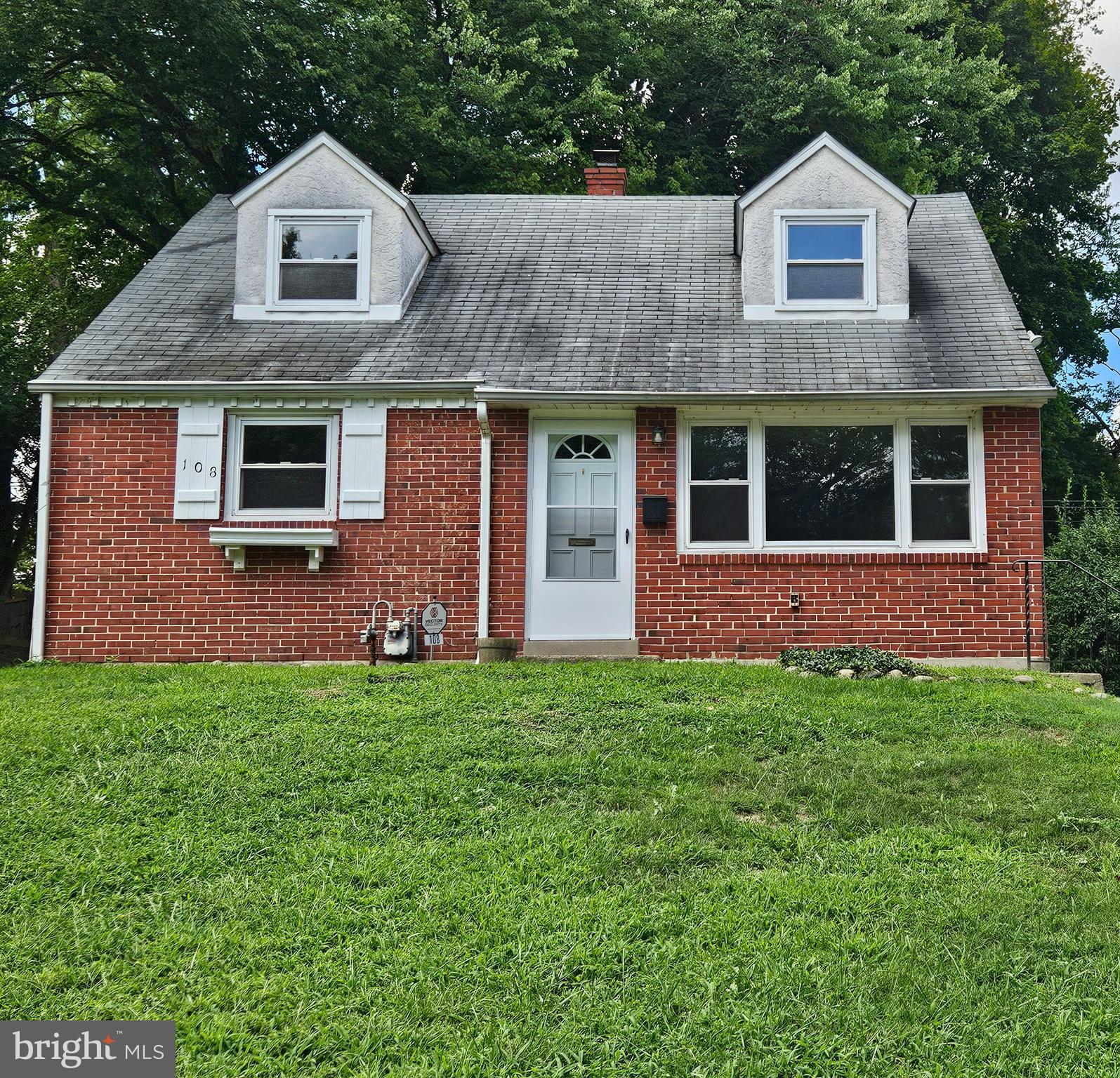108 East Garrison Road Brookhaven, PA 19015 - Photo 1 of 42 Gallery Image 1