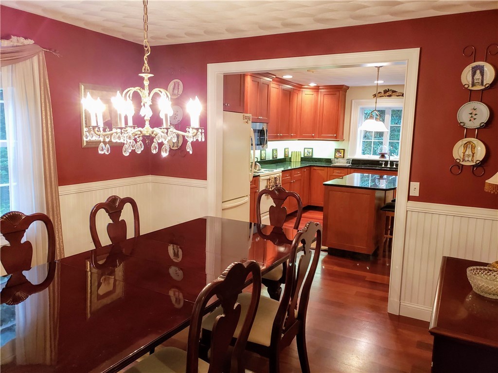 132 Log Road Smithfield, RI 02917 - Photo 13 of 39