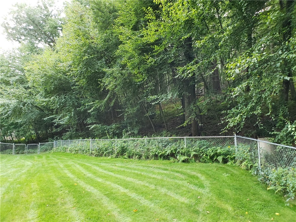 132 Log Road Smithfield, RI 02917 - Photo 9 of 39
