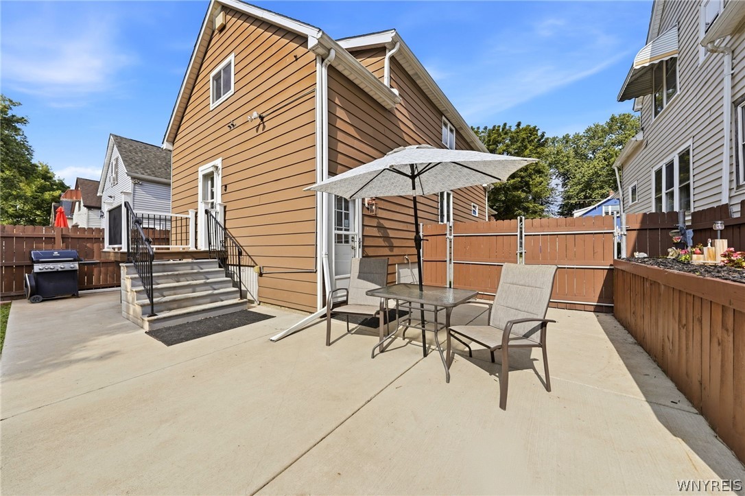 42 Wichita Road West Seneca, NY 14224 - Photo 39 of 44 Rear yard with vinyl deck
2024