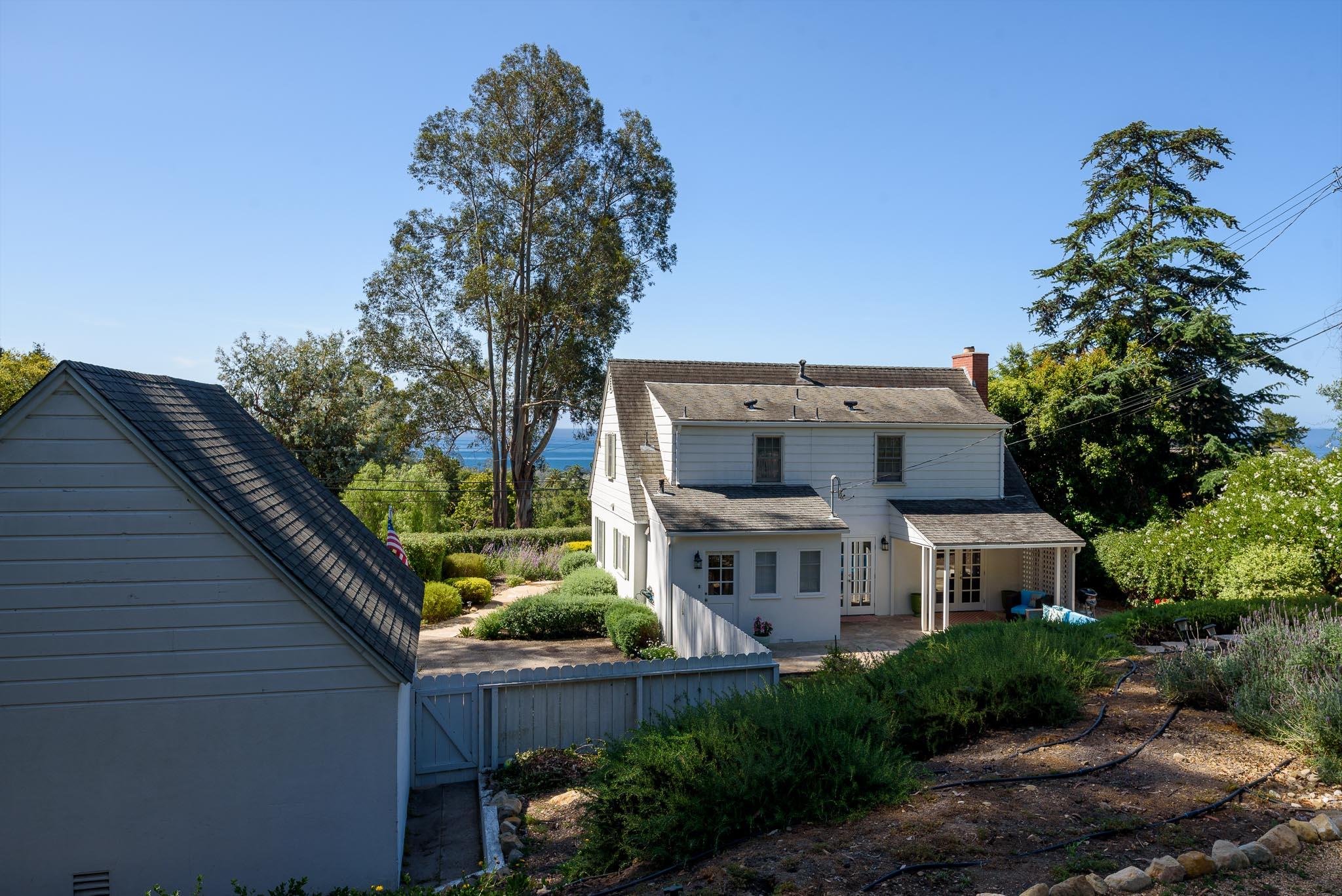 727 Alston Road Santa Barbara, CA 93108 - Photo 17 of 21 Upper Yard