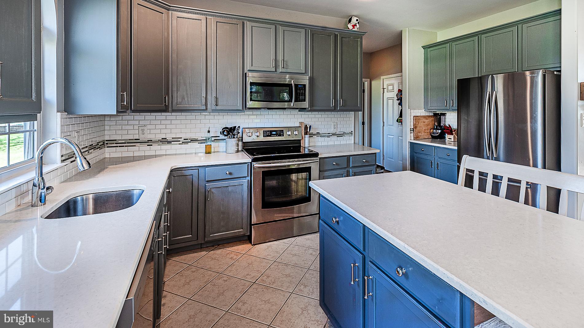 393 Rainey Road Swedesboro, NJ 08085 - Photo 13 of 38 Kitchen