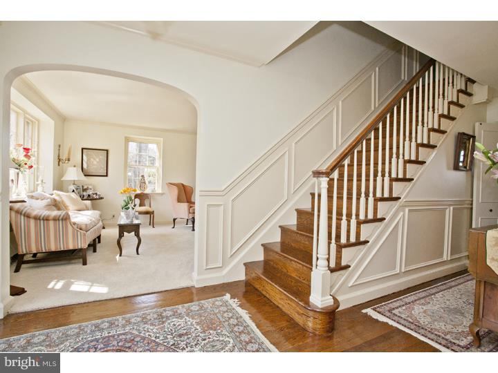 220 Arden Road Broomall, PA 19008 - Photo 3 of 25 Foyer