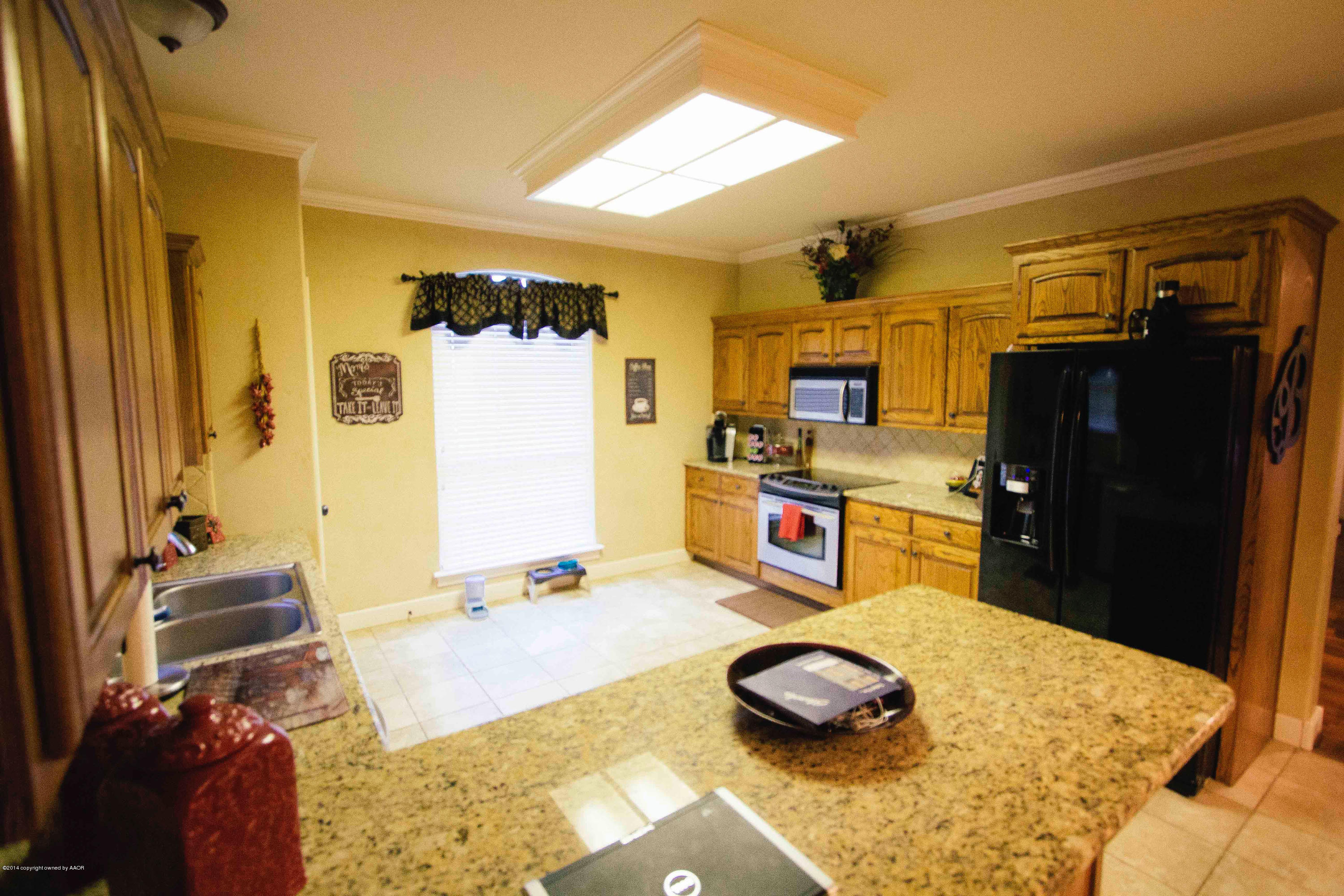 4802 Wesley Road Amarillo, TX 79119 - Photo 21 of 30 Kitchen