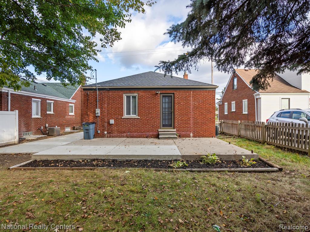 497 Coolidge Road Birmingham, MI 48009 - Photo 28 of 29