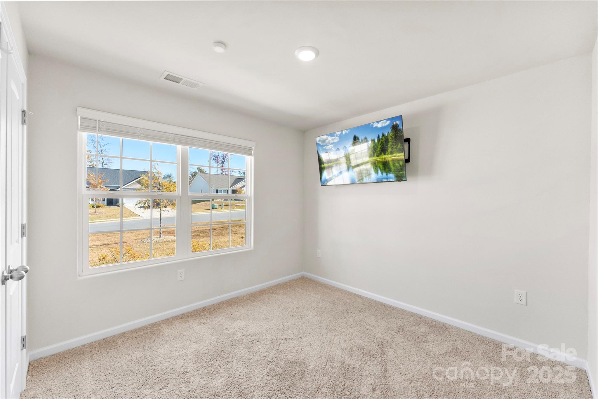 223 Frank Burns Way Kings Mountain, NC 28086 - Photo 30 of 36 an empty room with windows