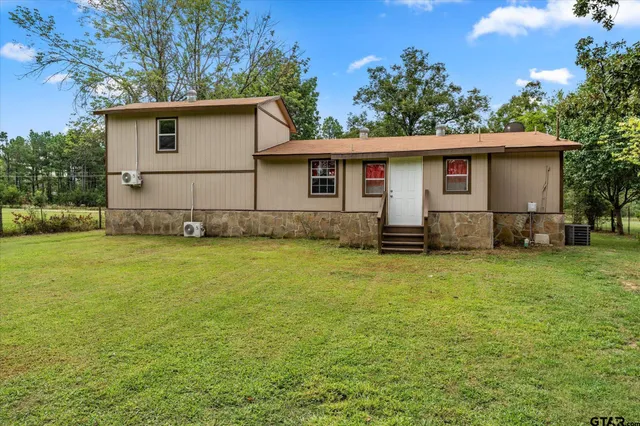 $284,000 | 1191 County Road 3240, Mount Pleasant, TX 75455
