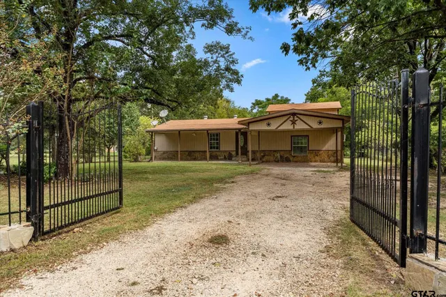 $284,000 | 1191 County Road 3240, Mount Pleasant, TX 75455