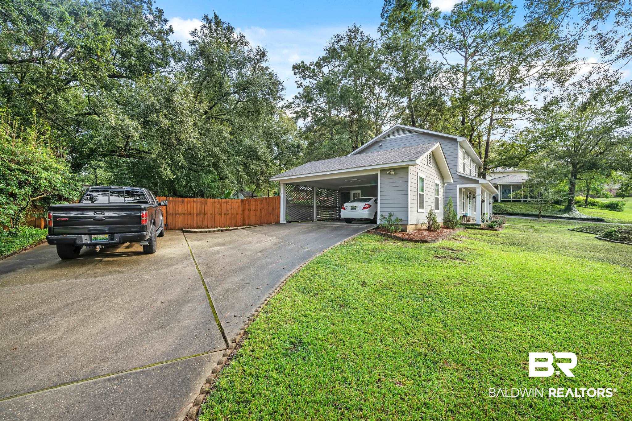 6208 Southridge Boulevard Mobile, AL 36693 - Photo 5 of 39