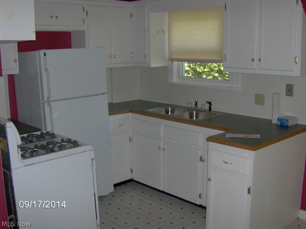 877 Iredell Street Akron, OH 44310 - Photo 4 of 6