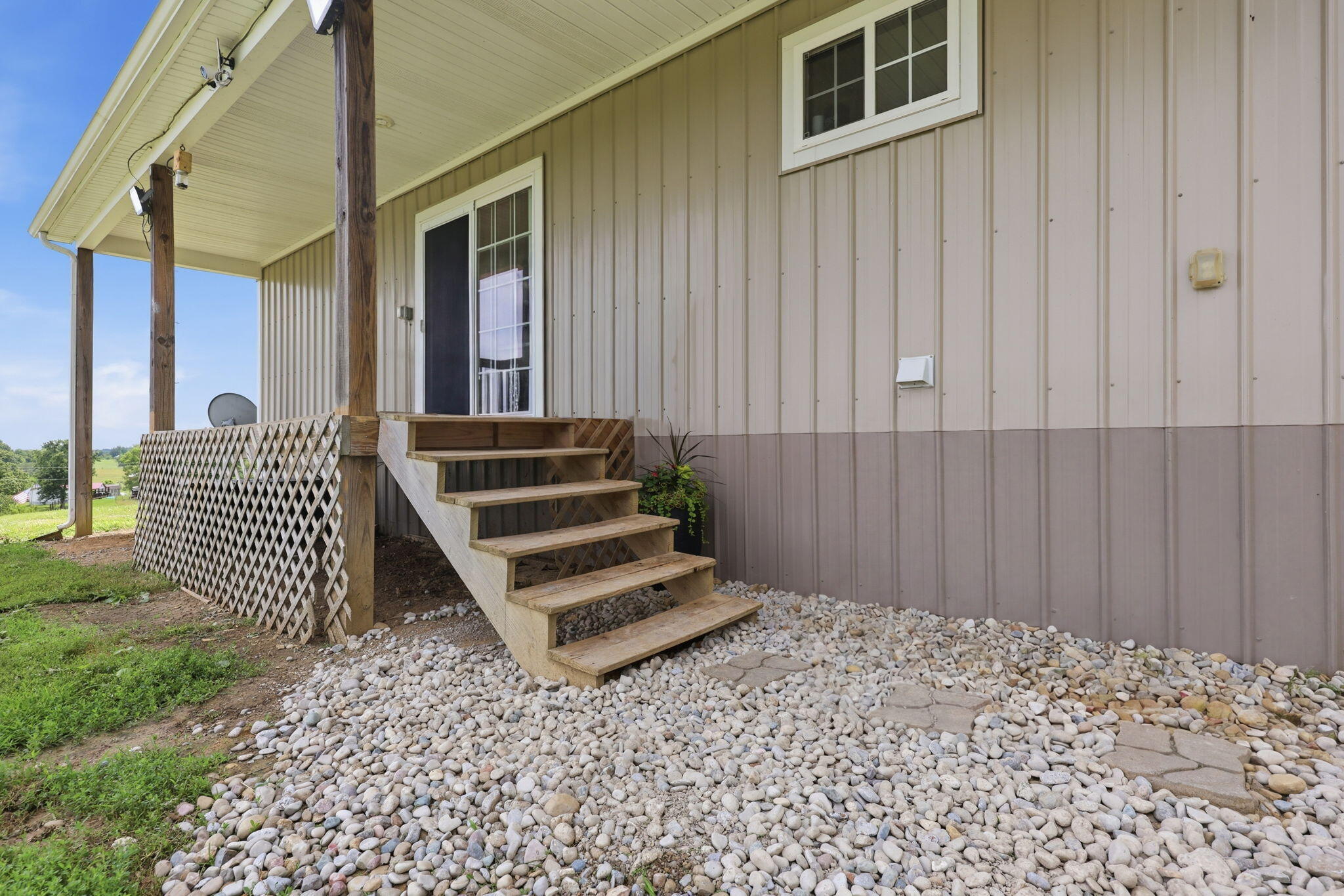 6888 Bybee Road Winchester, KY 40391 - Photo 27 of 62 37-web-or-mls-Bybee_029 (2)