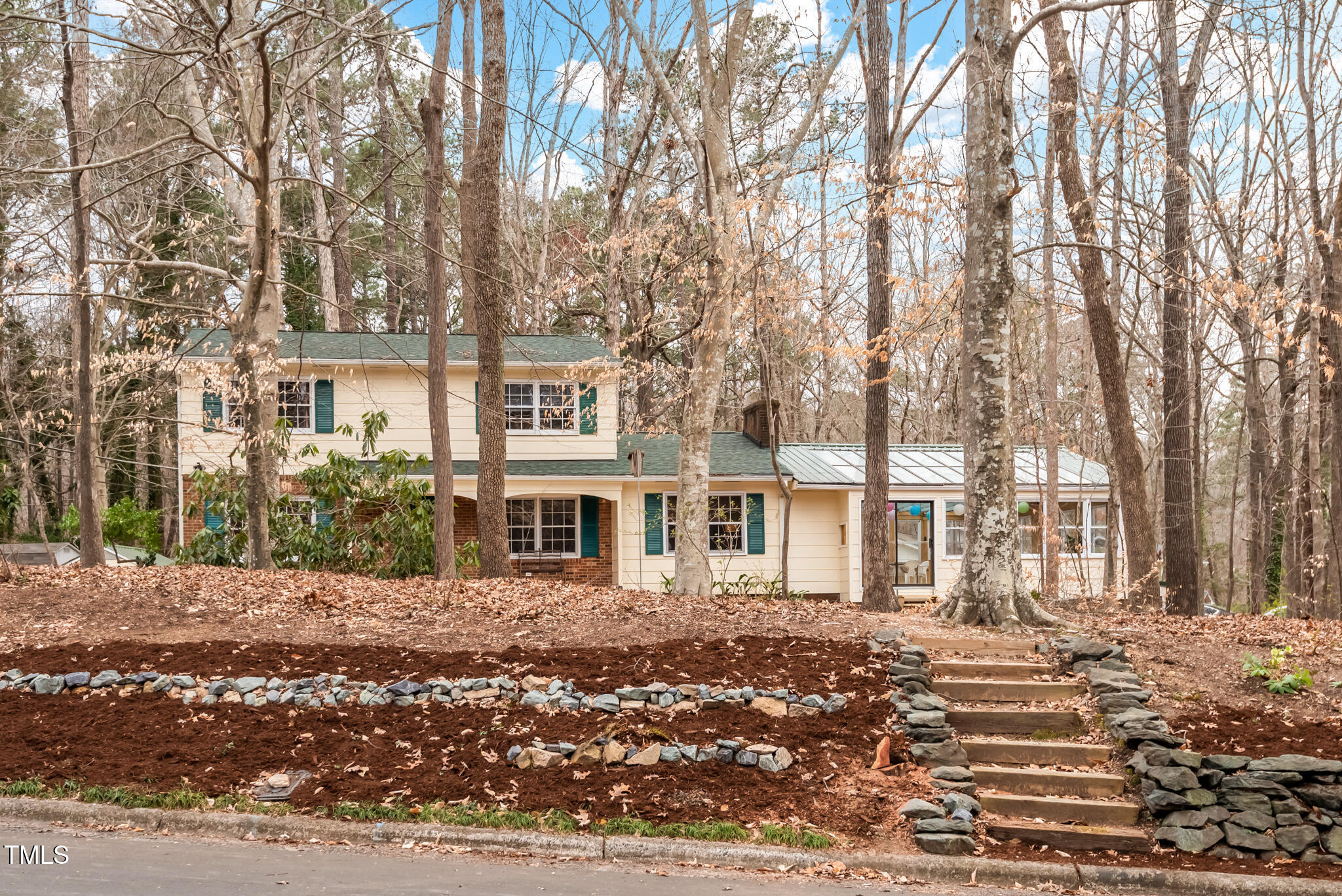 203 Lexington Road Chapel Hill, NC 27516 - Photo 1 of 52 DSC_0025-HDR