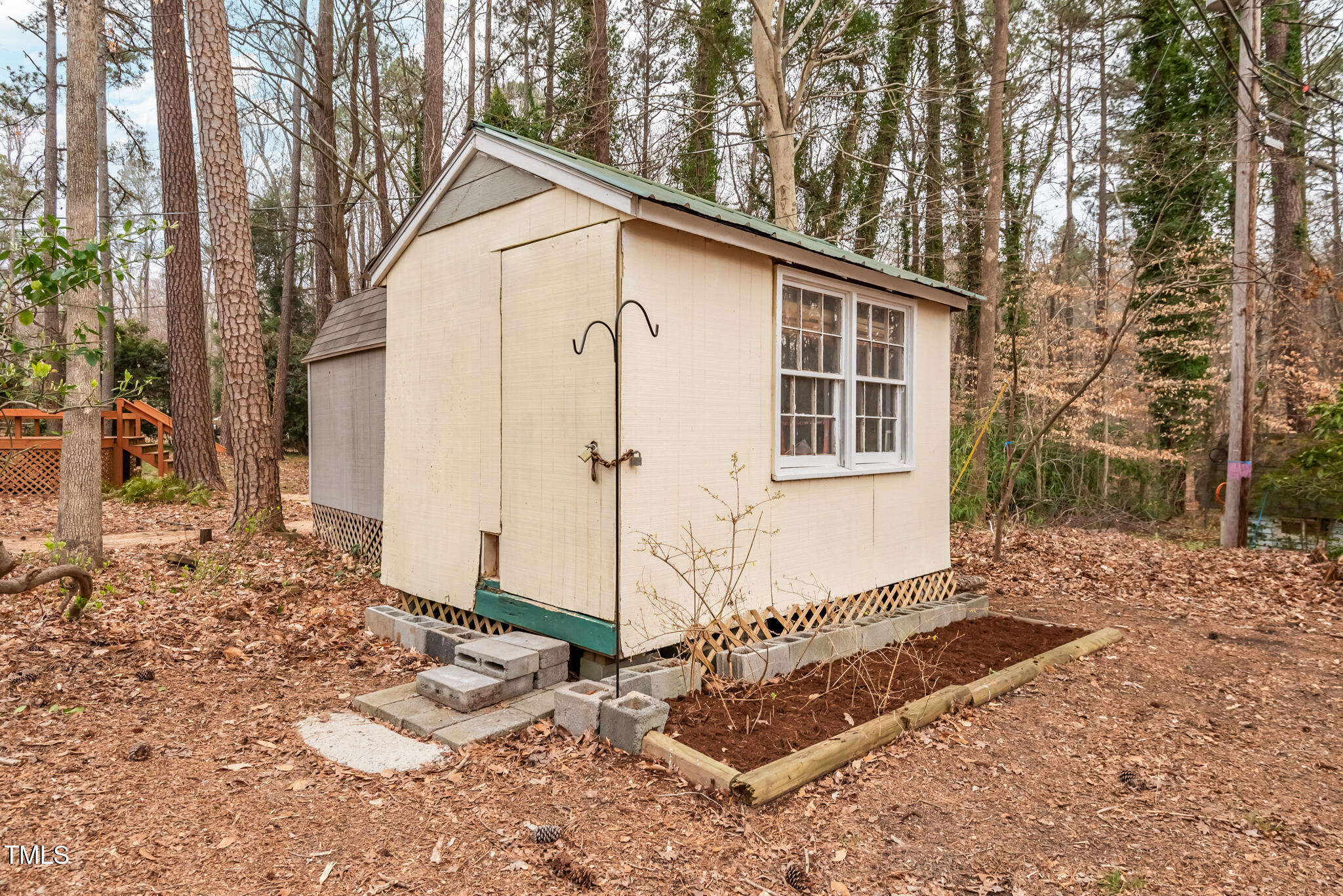 203 Lexington Road Chapel Hill, NC 27516 - Photo 50 of 52 DSC_0401-HDR