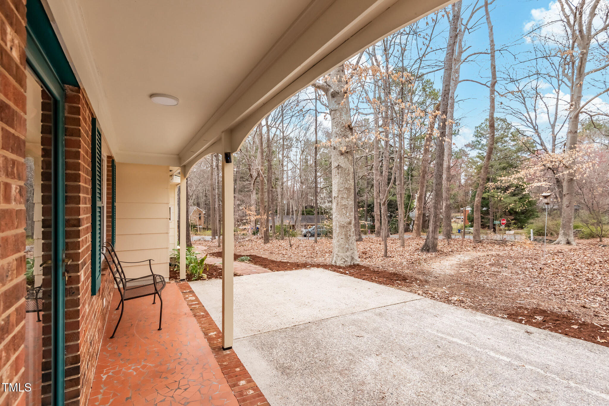 203 Lexington Road Chapel Hill, NC 27516 - Photo 7 of 52 DSC_0003-HDR
