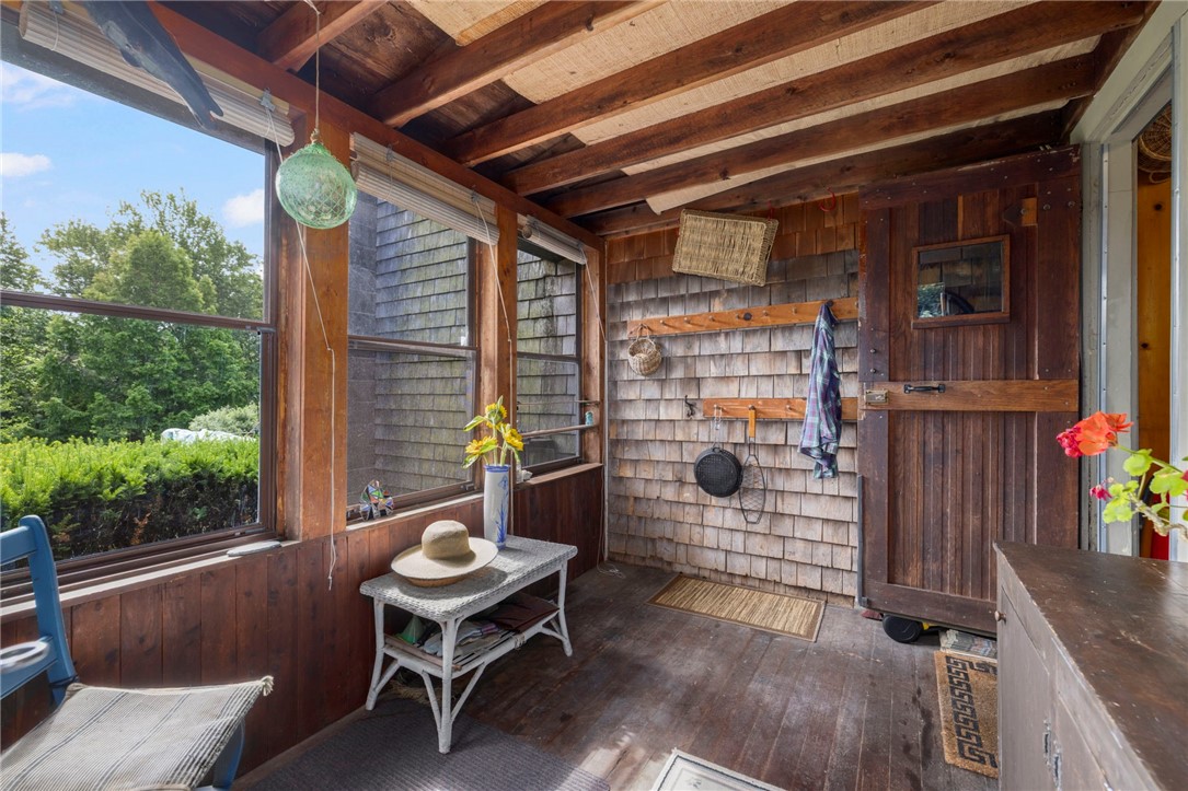 856 North Main Road Jamestown, RI 02835 - Photo 21 of 49