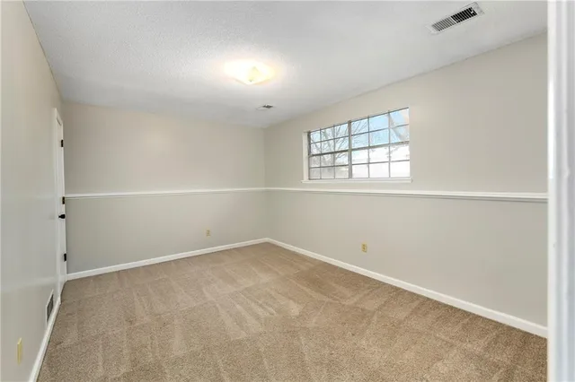 $219,500 | 1904 Karlton Way, Excelsior Springs, MO 64024