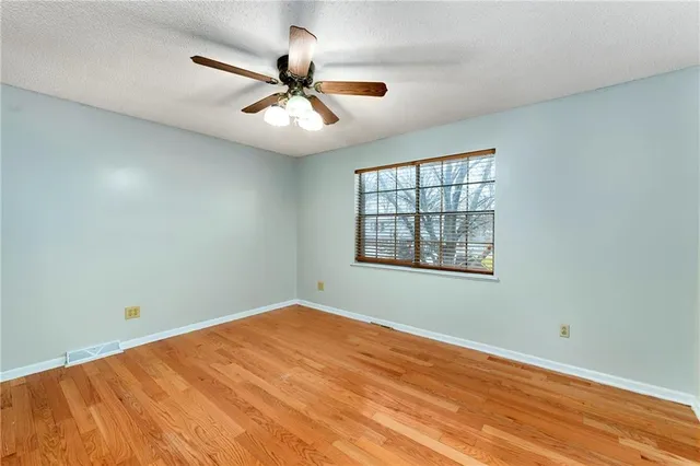 $219,500 | 1904 Karlton Way, Excelsior Springs, MO 64024