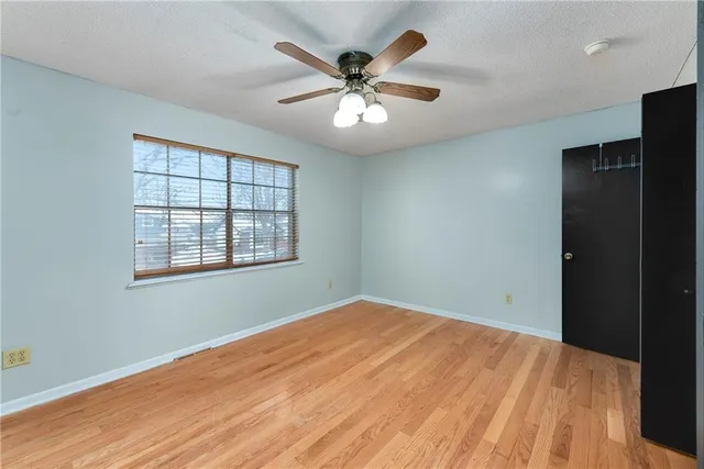 $219,500 | 1904 Karlton Way, Excelsior Springs, MO 64024