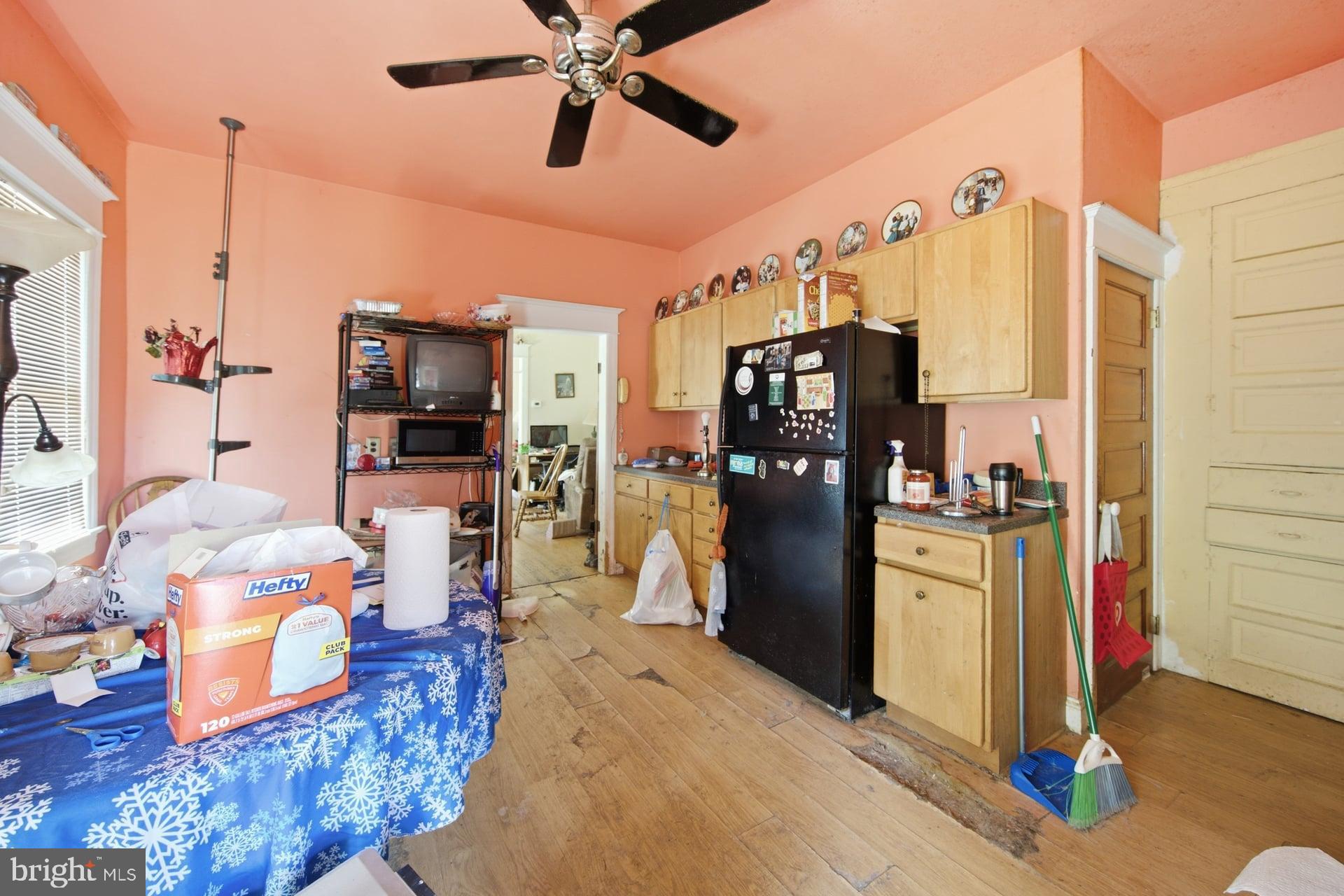 774 Fairview Drive Sewell, NJ 08080 - Photo 11 of 15 Kitchen