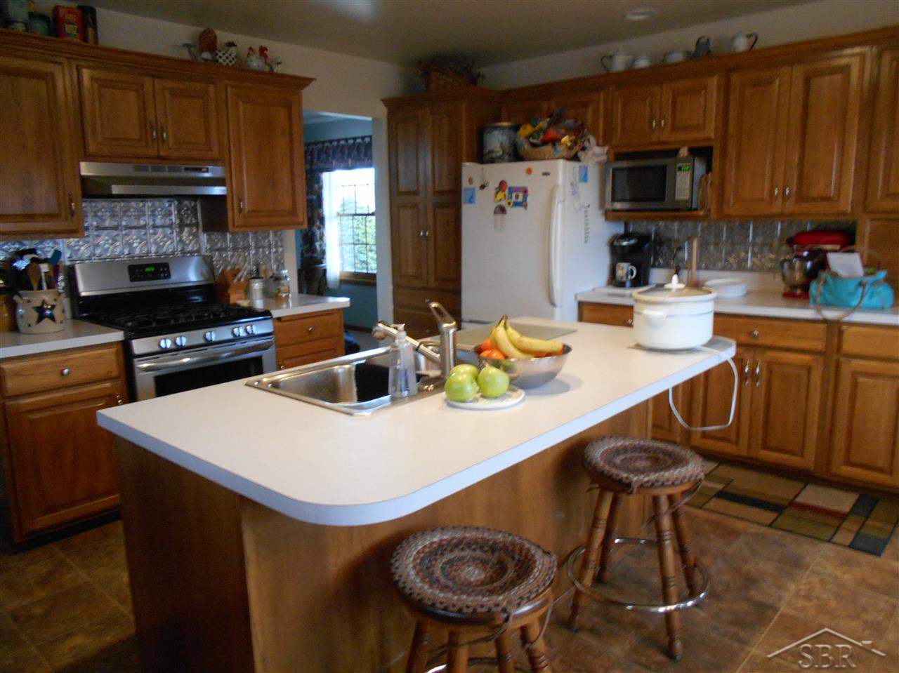 4939 North Graham Road Freeland, MI 48623 - Photo 5 of 20