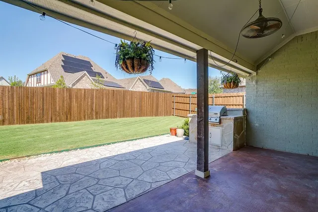 $588,000 | 321 Bluestem Lane, Aledo, TX 76008