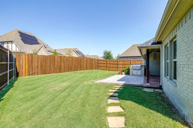 $588,000 | 321 Bluestem Lane, Aledo, TX 76008